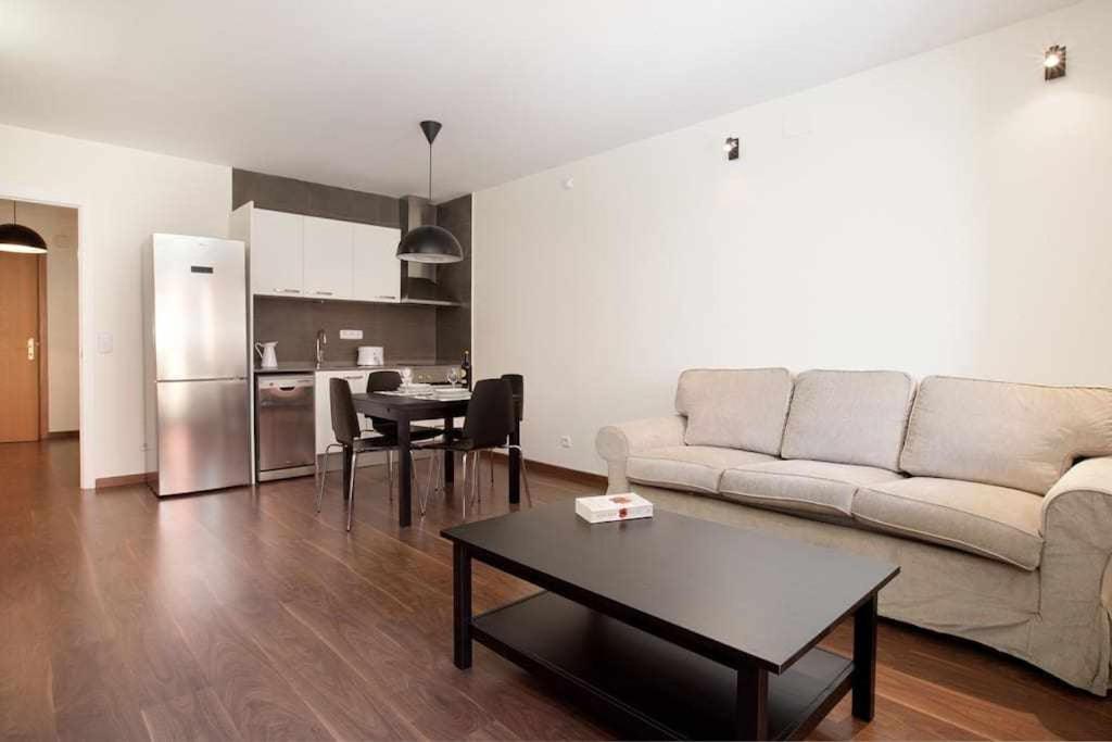 Apart Centrico Con Terraza En Gracia Barcelona Zewnętrze zdjęcie